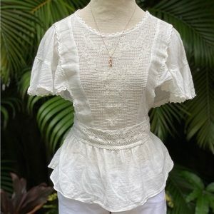 Stunning blouse embroidered‎ NWT Boho